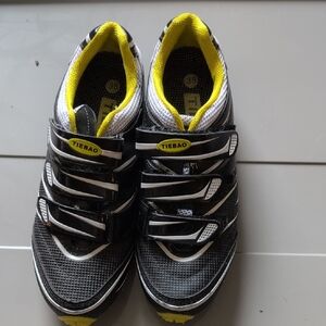 Men's Black and Yellow Cycling Shoes